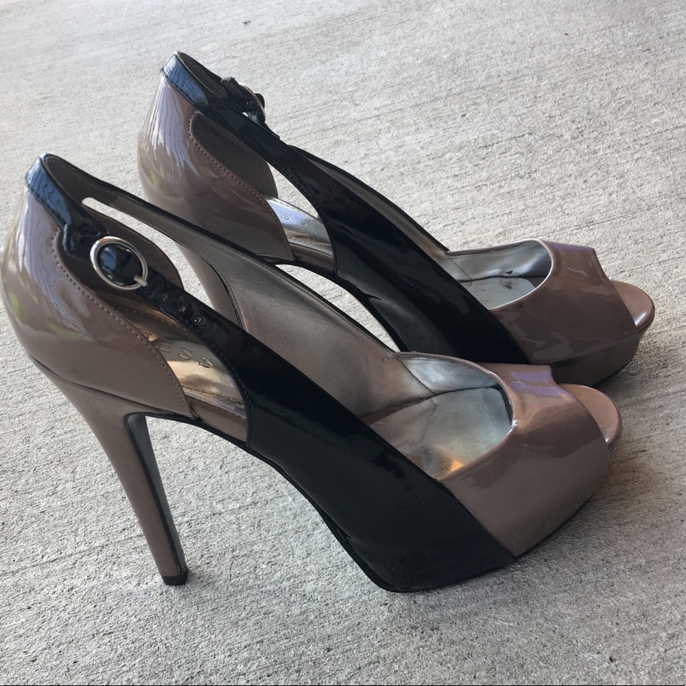 Guess Two tone heels